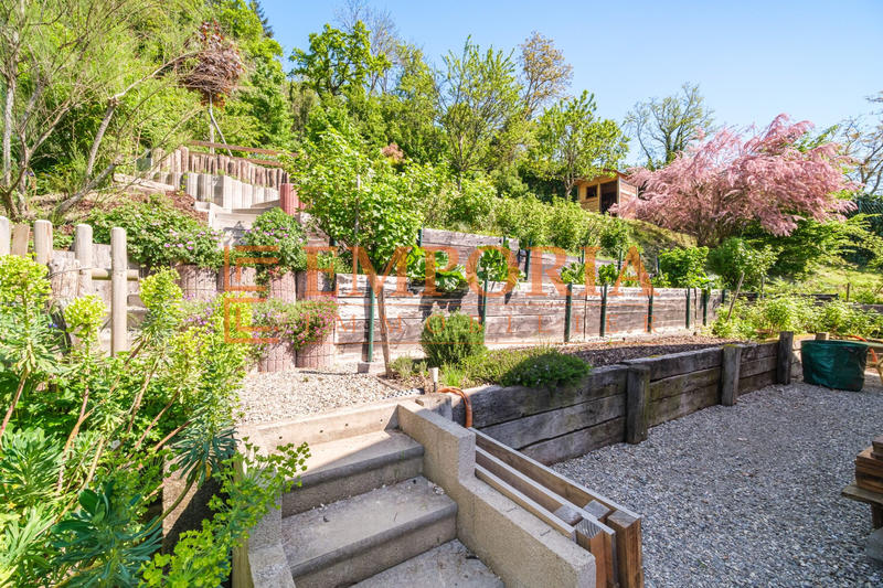 Maison - 175 m² - 8 pièces