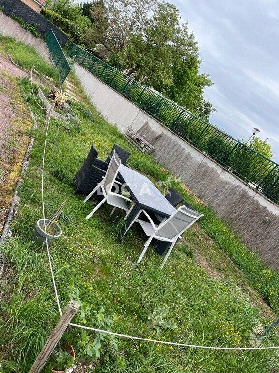 Appartement - 80 m² - 4 pièces