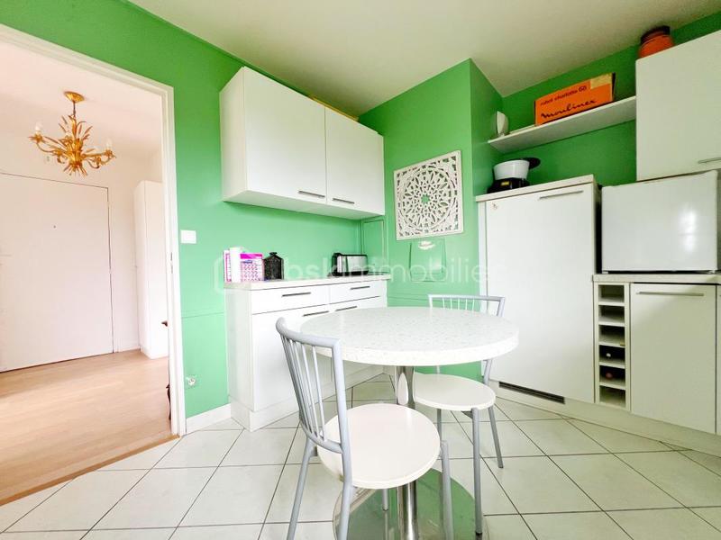 Appartement - 85 m² - 4 pièces