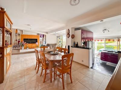 Maison - 116 m² - 4 pièces