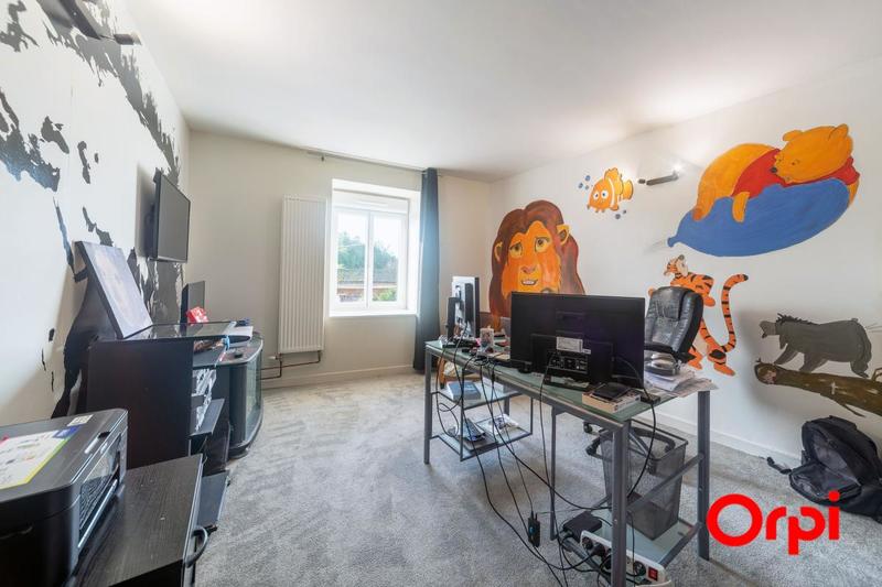 Maison - 215 m² - 6 pièces