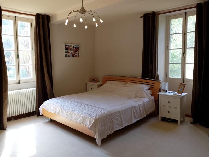 Maison - 380 m² - 9 pièces