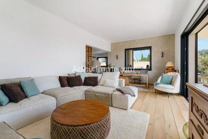 Maison - 180 m² - 6 pièces