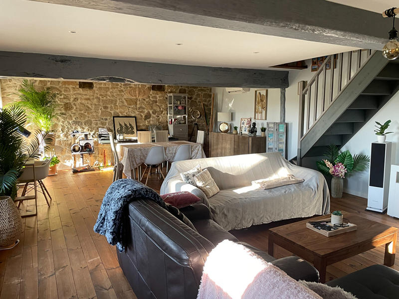 Maison - 228 m² - 7 pièces