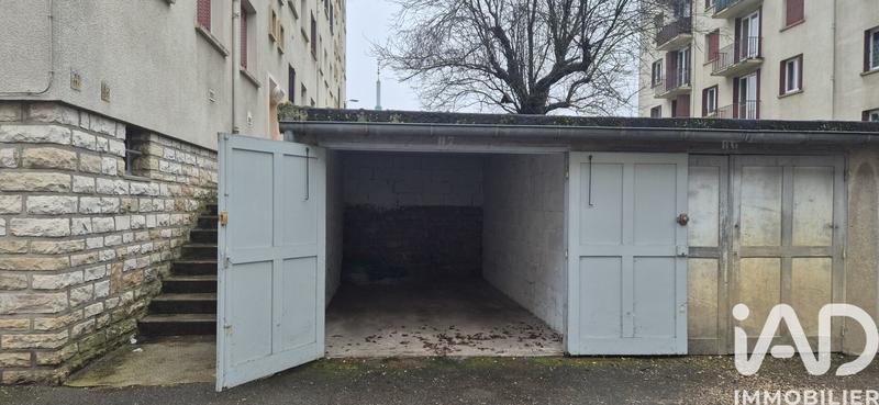Parking - 12 m²