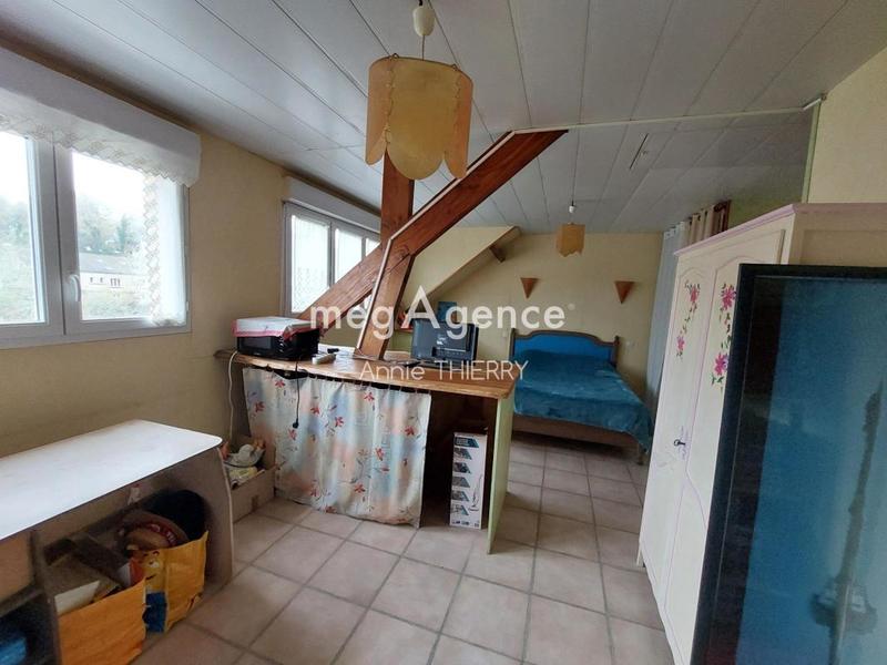 Maison traditionnelle - 167 m² - 7 pièces