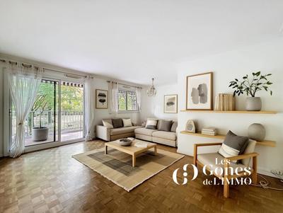 Appartement - 101 m² - 4 pièces