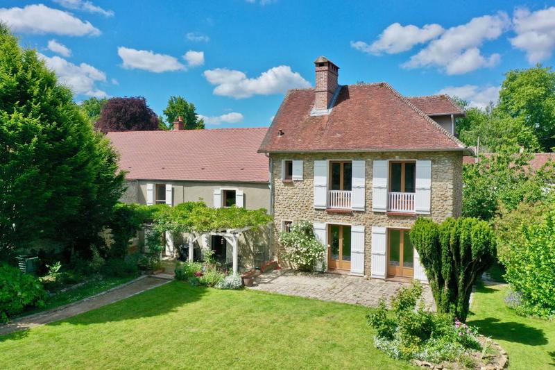 Maison - 265 m² - 7 pièces