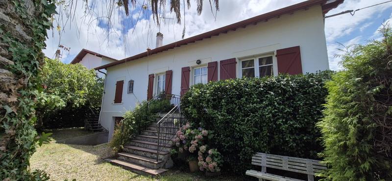 Maison - 153 m² - 8 pièces