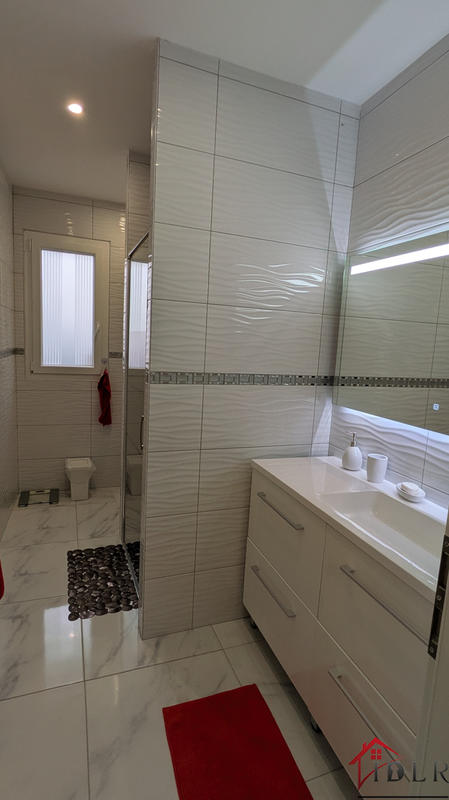 Maison - 160 m² - 7 pièces