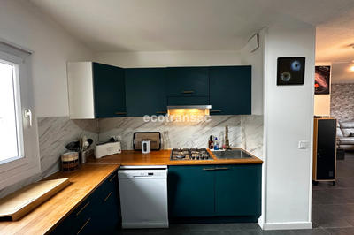 Appartement - 82 m² - 3 pièces