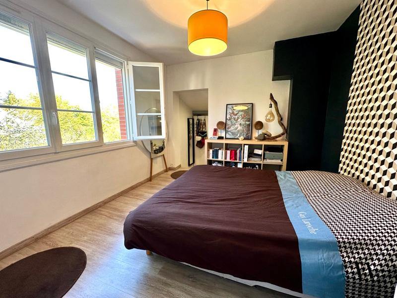 Maison - 111 m² - 5 pièces