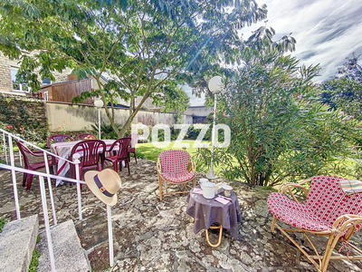 Maison - 190 m² - 7 pièces