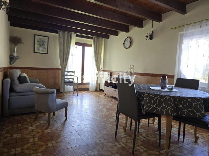 Maison - 92 m² - 3 pièces