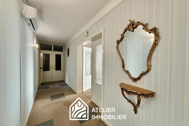 Maison - 176 m² - 8 pièces