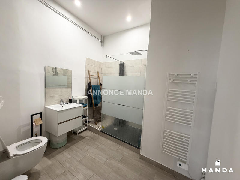 Chambre - 10 m² - 5 pièces