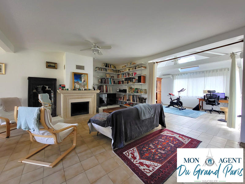 Maison - 140 m² - 6 pièces