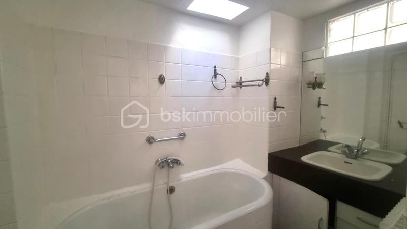 Appartement - 125 m² - 5 pièces