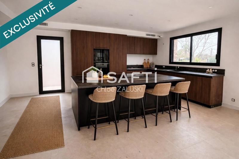 Maison - 170 m² - 5 pièces