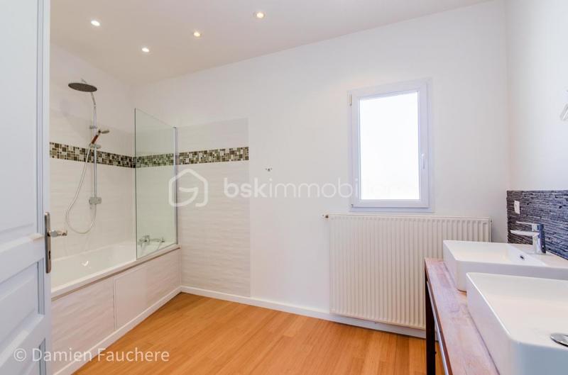 Demeure - 310 m² - 10 pièces