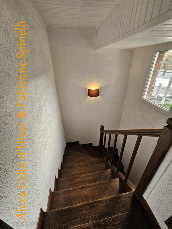 Maison - 90 m² - 5 pièces