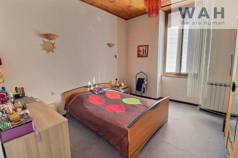 Appartement - 181 m² - 7 pièces