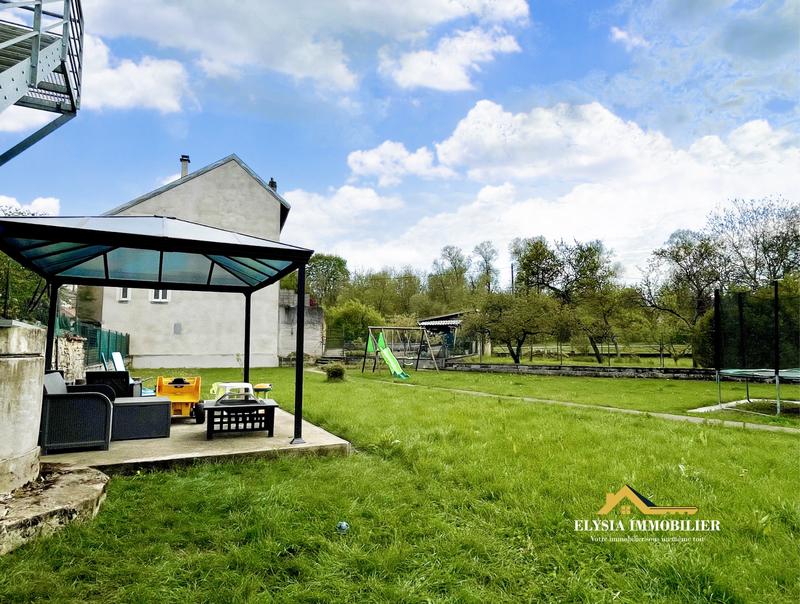 Maison - 138 m² - 5 pièces