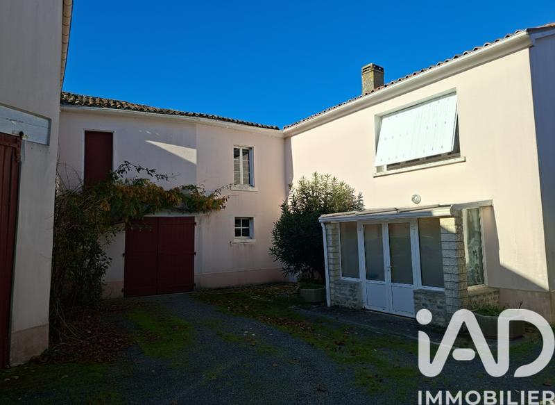 Maison - 195 m² - 7 pièces