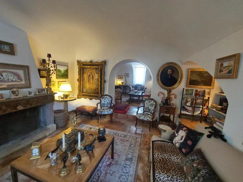 Maison de village - 267 m² - 10 pièces