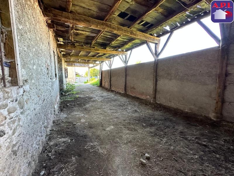 Grange - 75 m² - 1 pièce