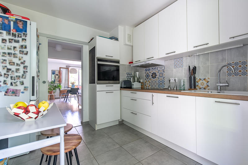 Appartement - 98 m² - 5 pièces