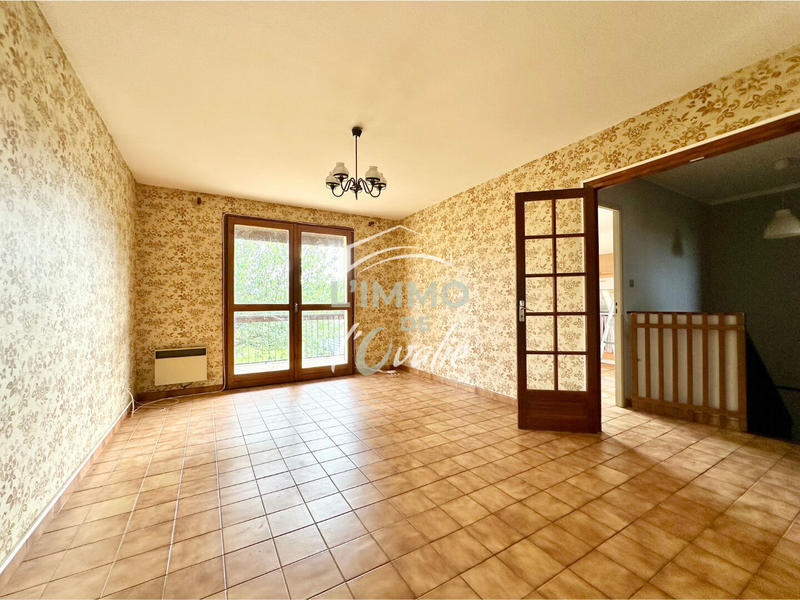 Maison - 221 m² - 10 pièces