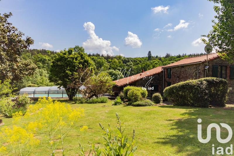 Maison - 190 m² - 5 pièces