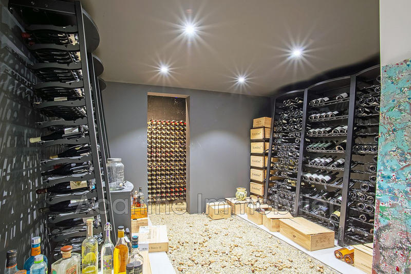 Villa - 400 m² - 7 pièces