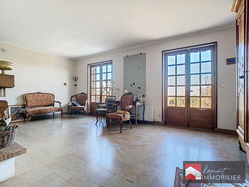 Maison - 200 m² - 6 pièces