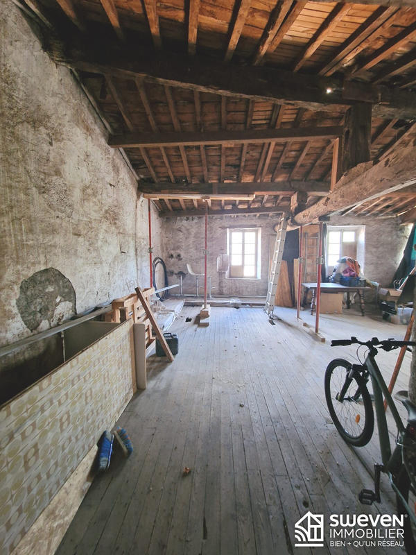 Maison ancienne - 85 m² - 4 pièces