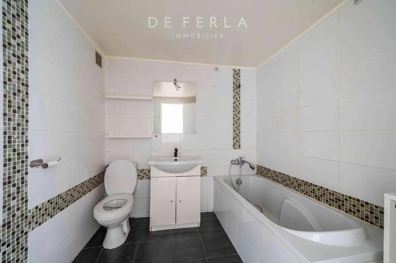 Appartement - 117 m² - 5 pièces