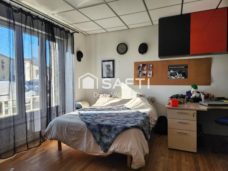 Maison de ville - 200 m² - 9 pièces