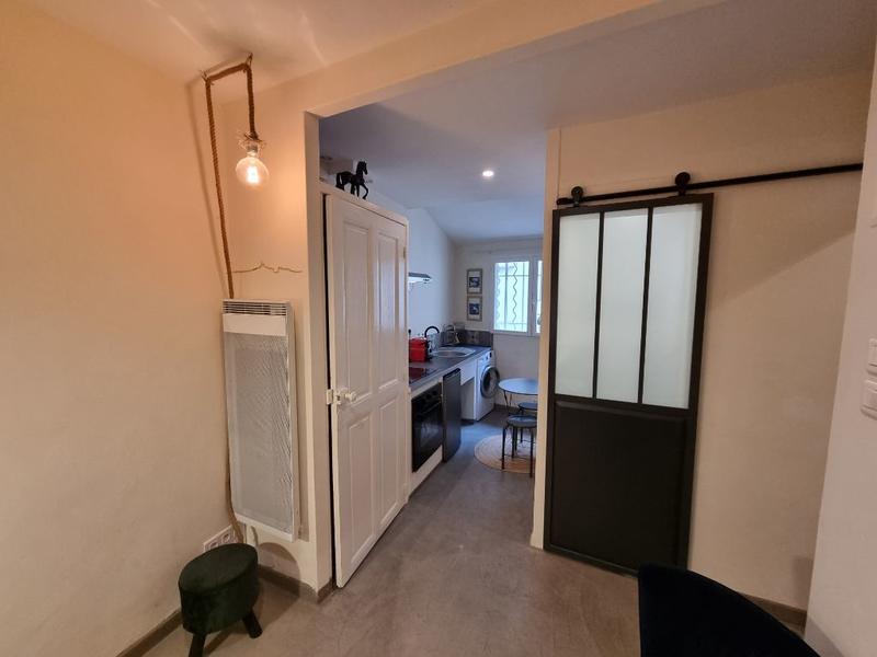 Studio - 20 m² - 1 pièce