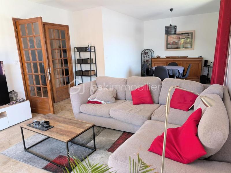 Maison traditionnelle - 114 m² - 5 pièces