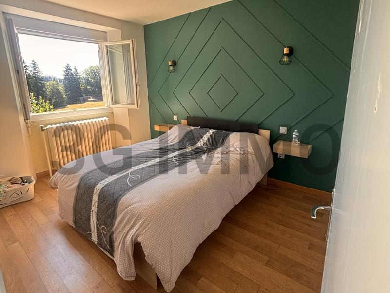 Maison - 98 m² - 4 pièces