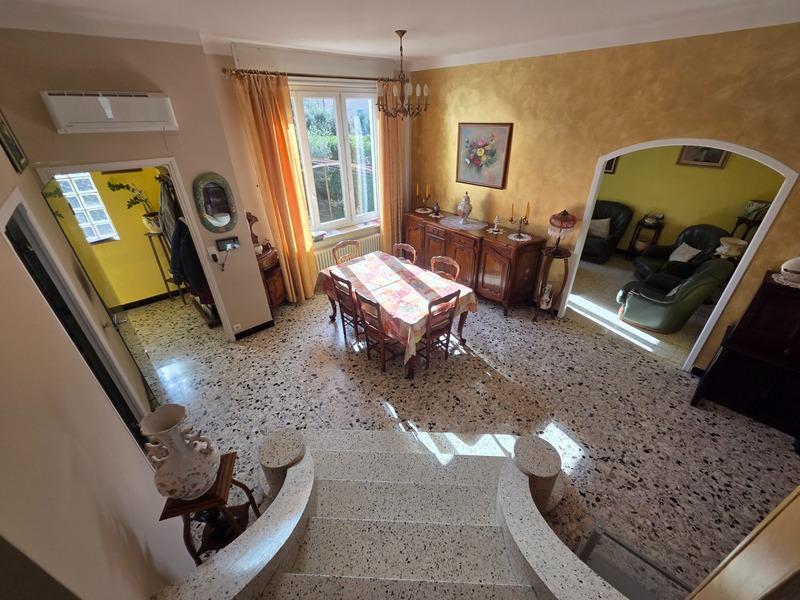 Maison - 93 m² - 5 pièces