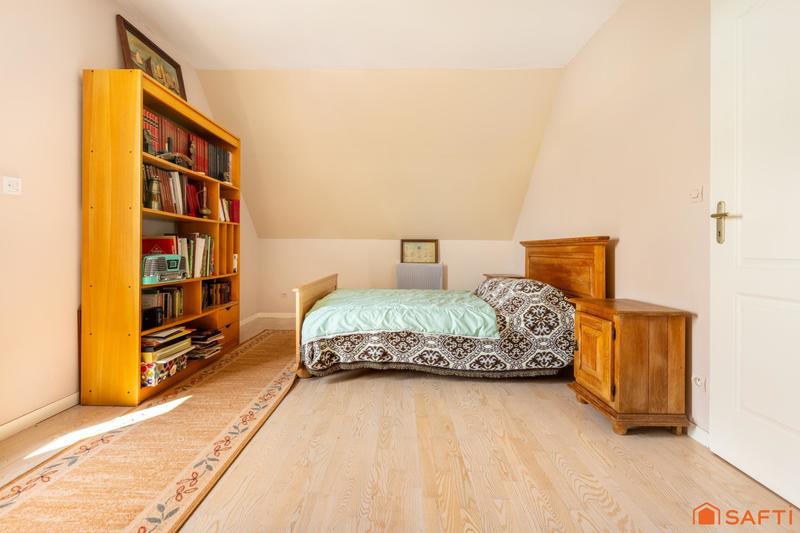 Maison - 165 m² - 6 pièces