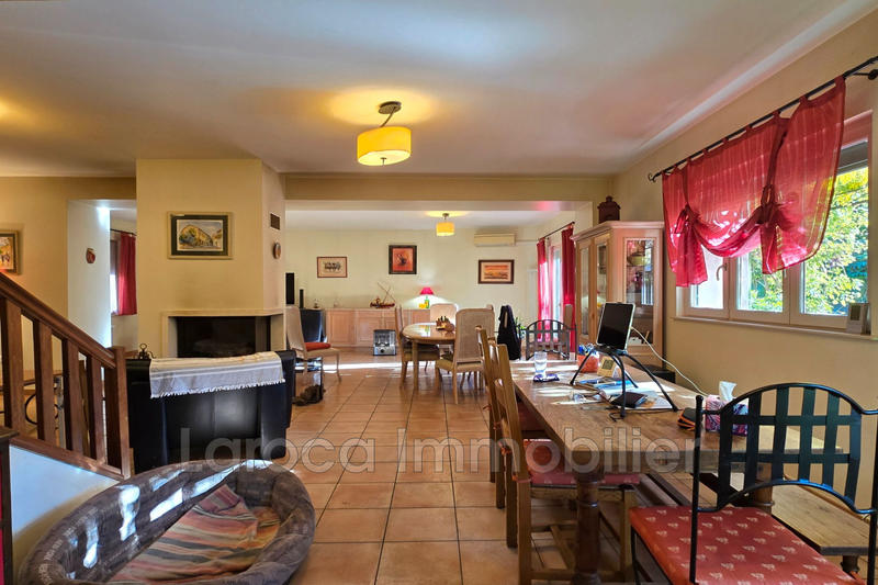 Maison en pierre - 311 m² - 6 pièces