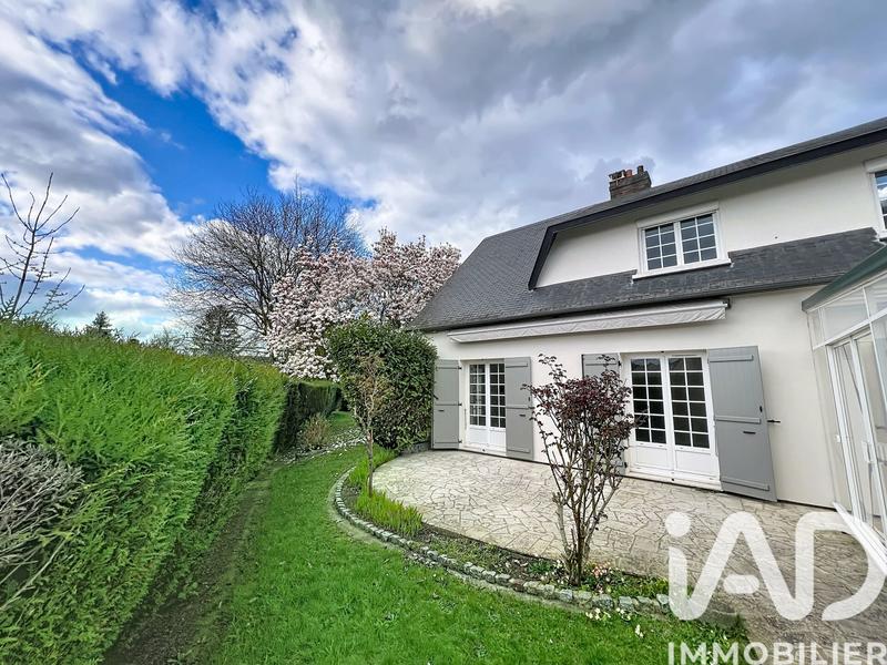 Maison - 192 m² - 8 pièces