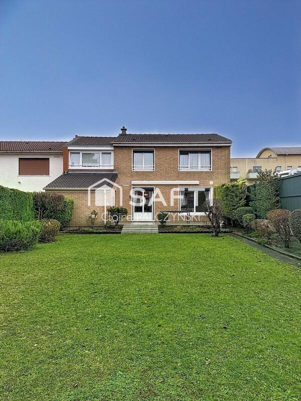 Maison - 115 m² - 7 pièces