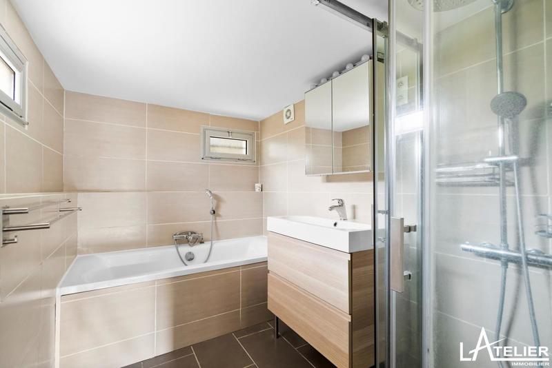 Maison - 103 m² - 5 pièces