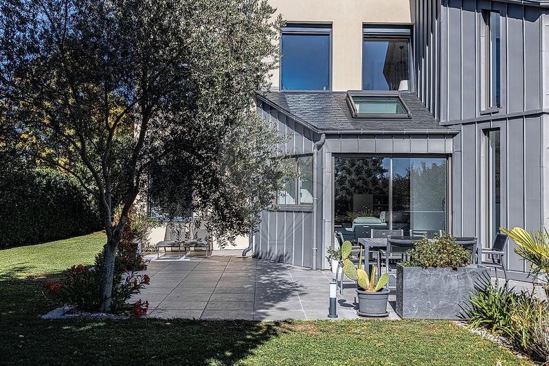 Maison d'architecte - 232 m² - 8 pièces