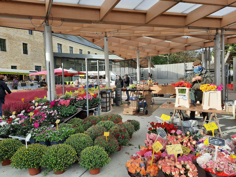 Marché hebdomadaire de Courseulles-sur-mer