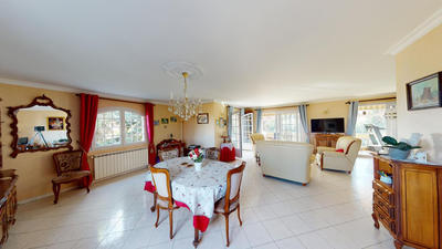 Maison - 170 m² - 4 pièces